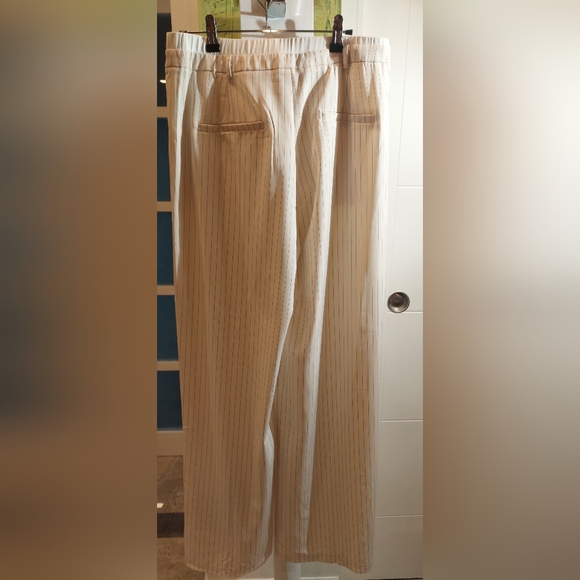Elegant Cream Striped Women's Wide Leg Pants - Picture 5 of 9